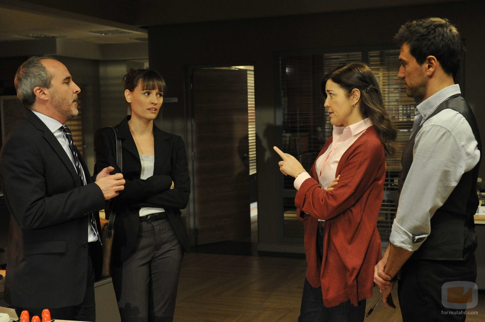 Jacobo, Lydia, Laura y Martín en 'Los misterios de Laura'