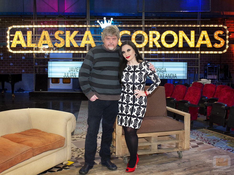 La "extraña pareja" de 'Alaska y Coronas'