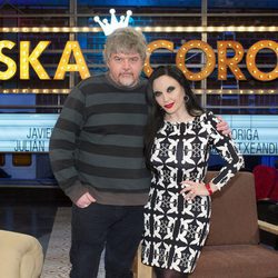 Alaska y Javier Coronas en el plató de 'Alaska y Coronas'