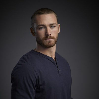 Jake McLaughlin es Tate en 'Believe'