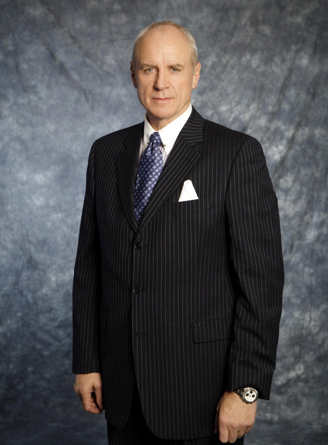 El actor Alan Dale es Bradford Meade en 'Ugly Betty'