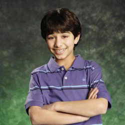 Mark Indelicato es Justin Suarez en 'Ugly Betty'