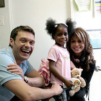 Ryan Seacrest y Paula Abdul