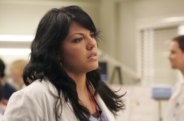 Sara Ramirez en un capítulo de 'Anatomía de Grey'