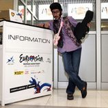 Chikilicuatre aterriza en Belgrado representando la candidatura española
