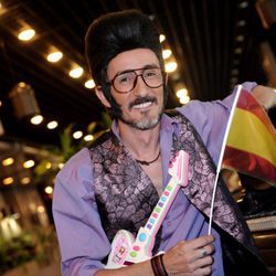 Chikilicuatre posa en Belgrado preparado para representar a España en Eurovisión 2008