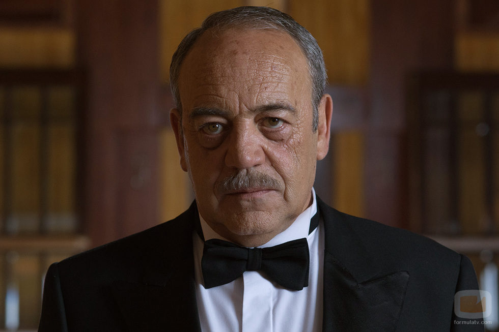 Tito Valverde en 'Velvet'
