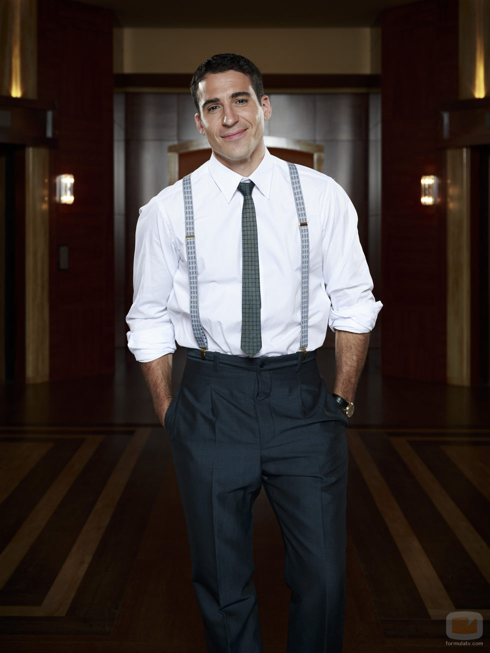 Miguel Ángel Silvestre aparecerá como Alberto Márquez en 'Velvet'