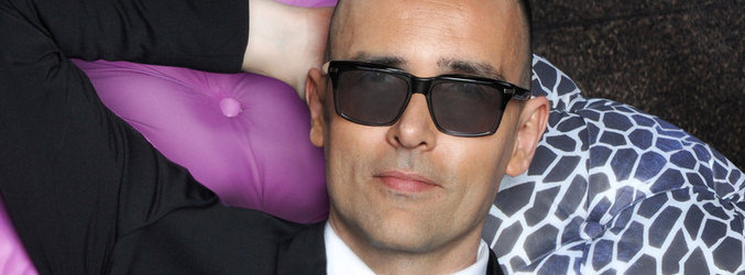 Risto Mejide, tumbado en el sofá de 'Viajando con Chester'