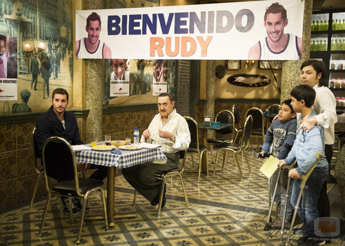 Bienvenida a Rudy Fernández en 'Aída'