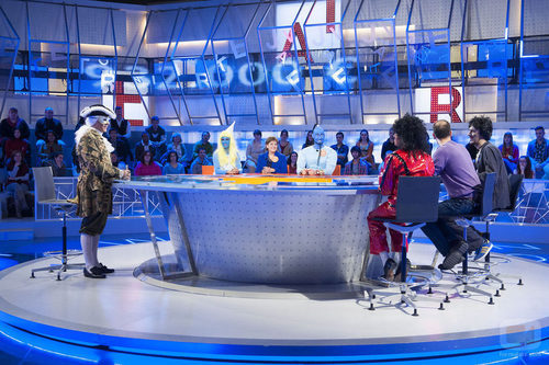 Christian Gálvez presenta un programa especial de 'Pasapalabra' dedicado al carnaval 