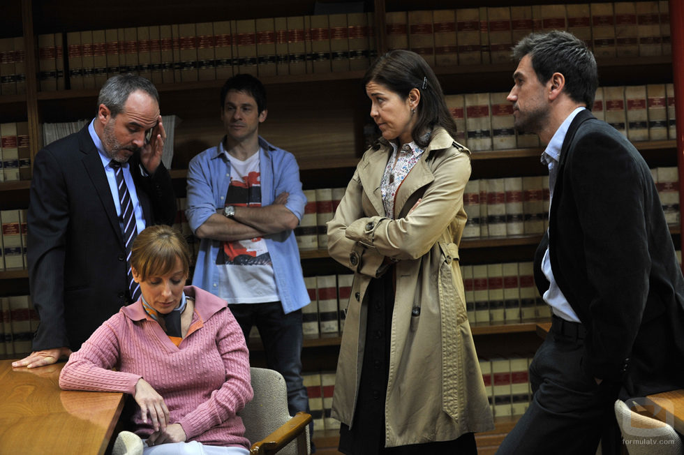 Jacobo, Laura Lebrel y Martín en 'Los misterios de Laura'