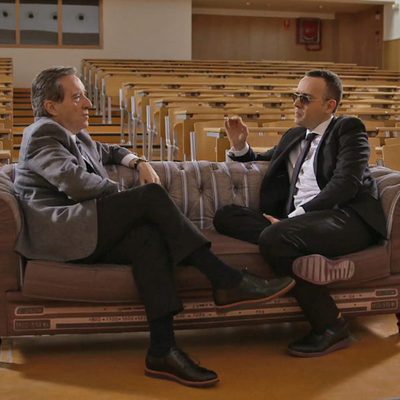Iñaki Gabilondo junto a Risto Mejide en 'Viajando con Chester'