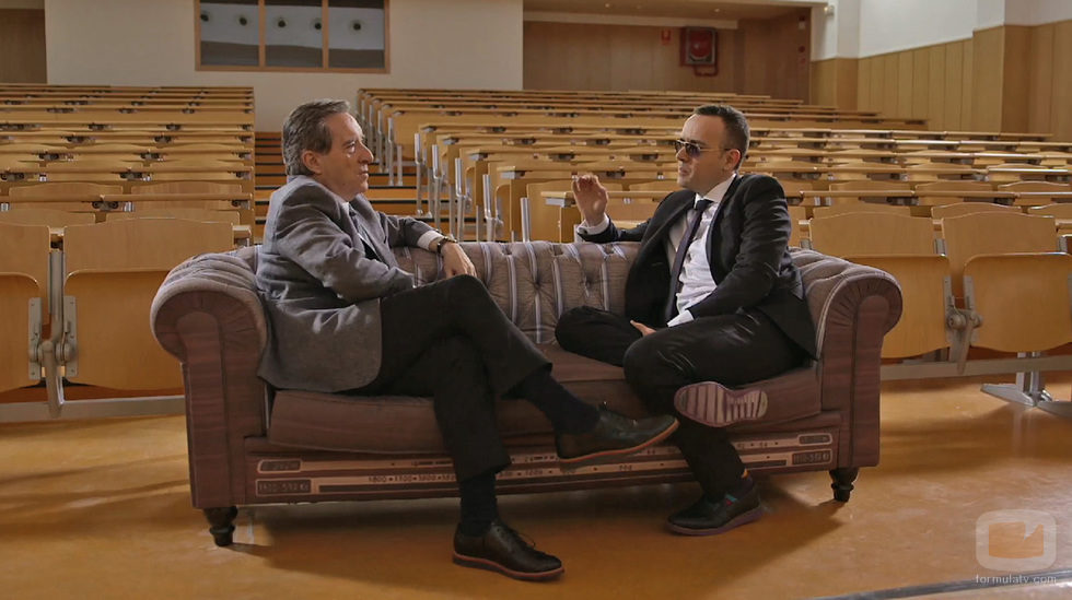 Iñaki Gabilondo junto a Risto Mejide en 'Viajando con Chester'