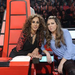 Rosario junto con su asesora Niña Pastori en las batallas de 'La voz kids'