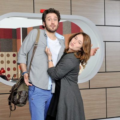 Sergio y Lucía, personajes de 'Ciega a citas'