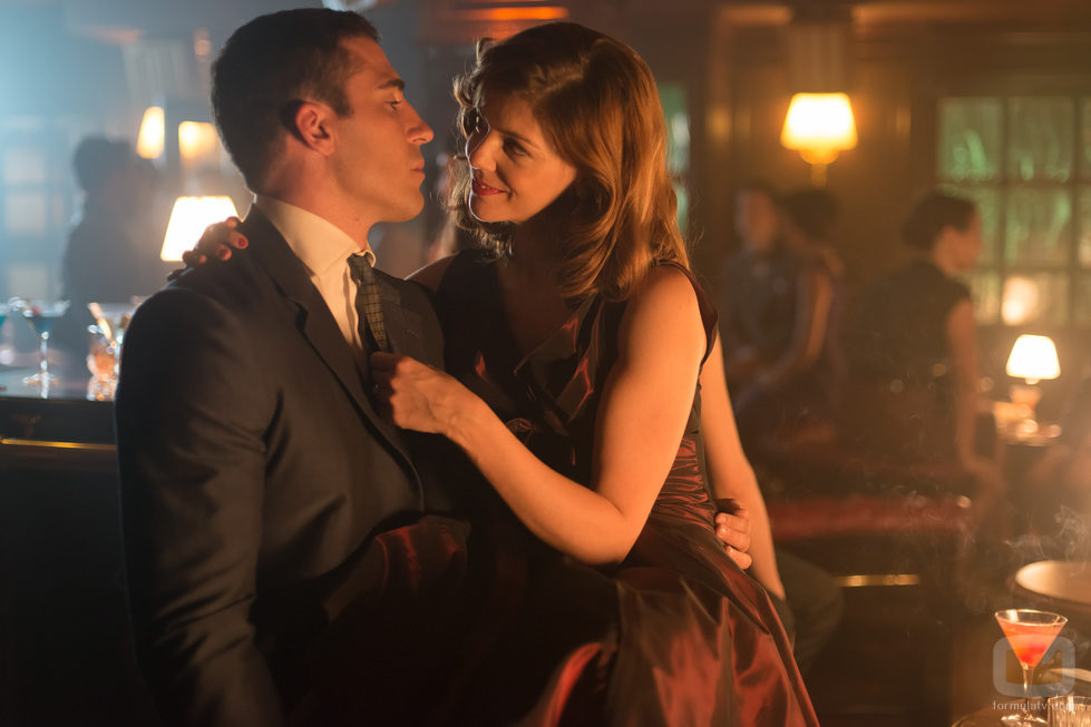 Alberto y Cristina muy juntos en 'Velvet'