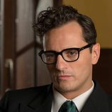 Asier Exteandía interpreta a Raúl de la Riva en 'Velvet'