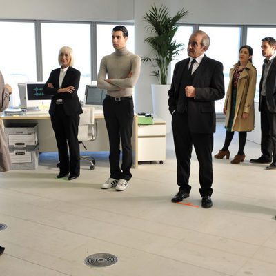 Escena del capítulo "El misterio del espía que hablaba demasiado" de 'Los misterios de Laura'