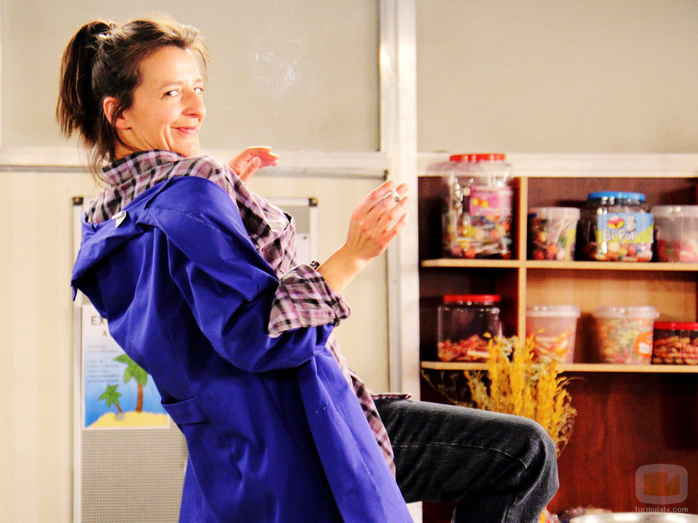 Goizalde Núñez como Lola en la tercera temporada de 'Con el culo al aire'