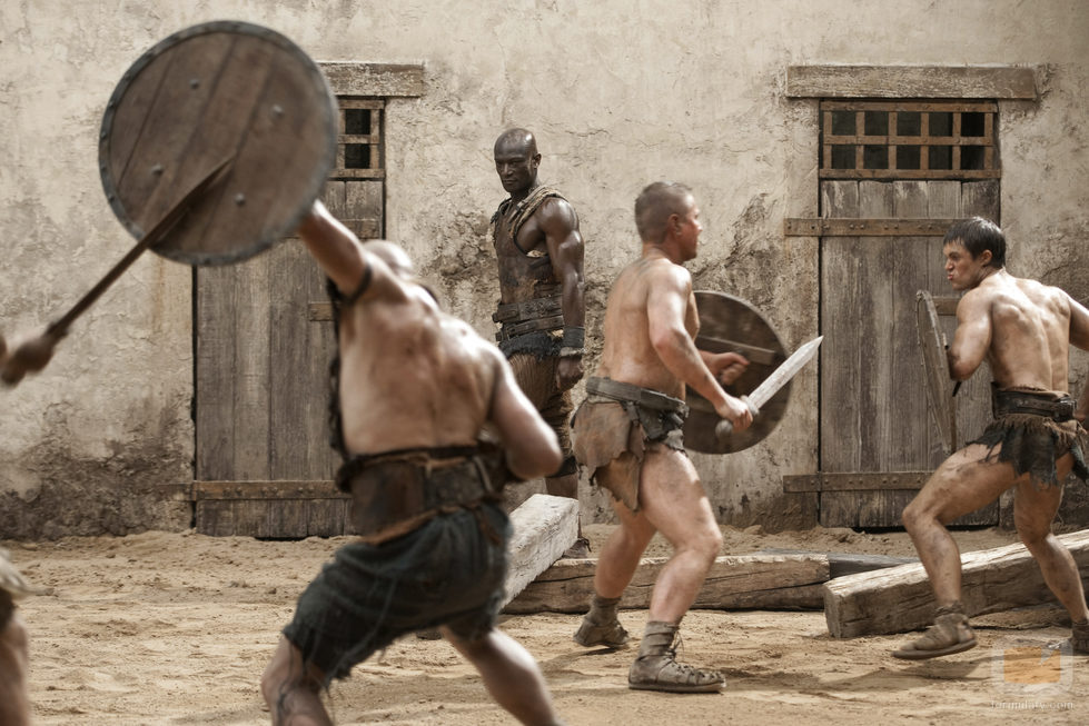 Captura 4 capítulo 2 de 'Spartacus: Sangre y Arena'