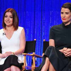 Alyson Hannigan y Cobie Smulders en el PaleyFest 2014