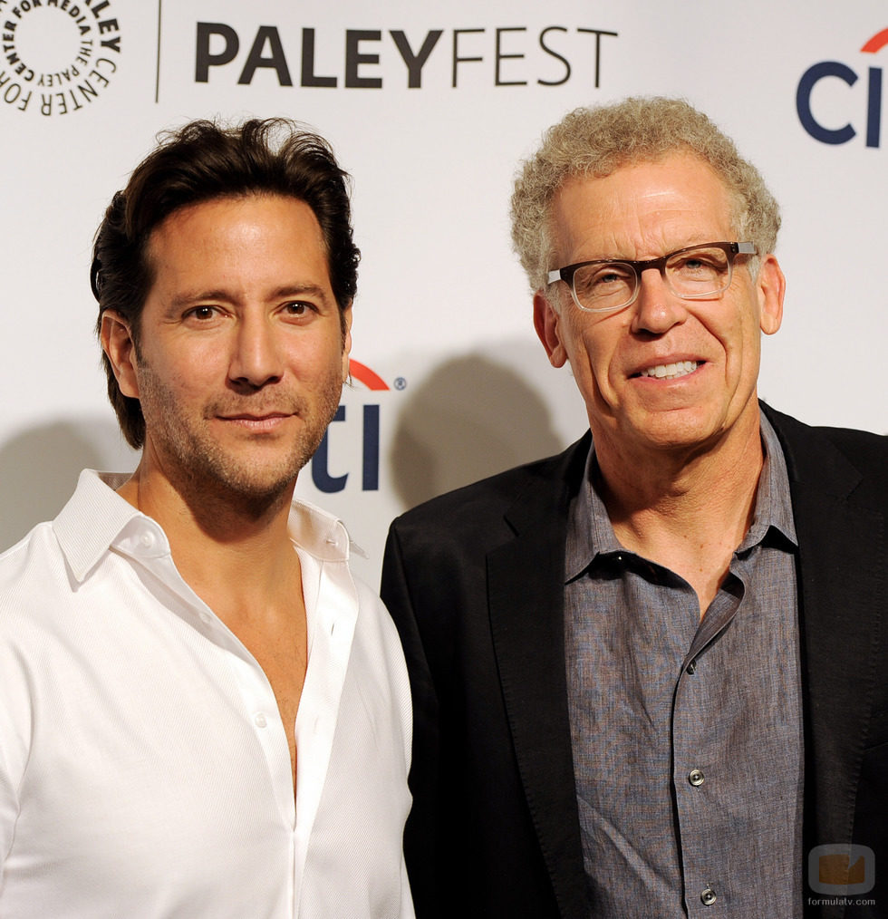 Henry Ian Cusick y Carlton Cuse en la reunión por los 10 años de 'Perdidos' en el PaleyFest