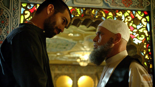 Rubén Cortada en el capítulo "En el filo de la navaja" de 'El Príncipe'