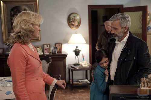 Mercedes y Antonio en la decimoquinta temporada de 'Cuéntame cómo pasó'