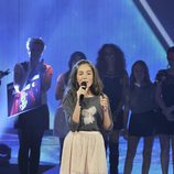 María canta "Lucía" de Serrat en la final de 'La voz kids'