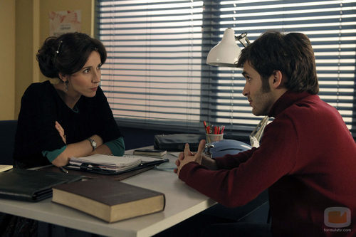 Bárbara Goenaga y Ricardo Gómez conversan en 'Cuéntame cómo pasó'