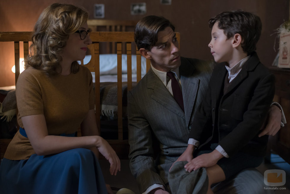 Cecilia Freire y Adrián Lastra en el séptimo episodio de 'Velvet'