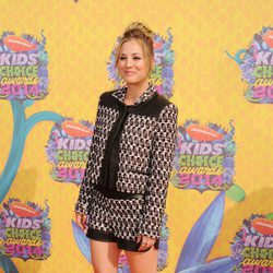 Kaley Cuoco en los Nickelodeon Kids' Choice Awards 2014