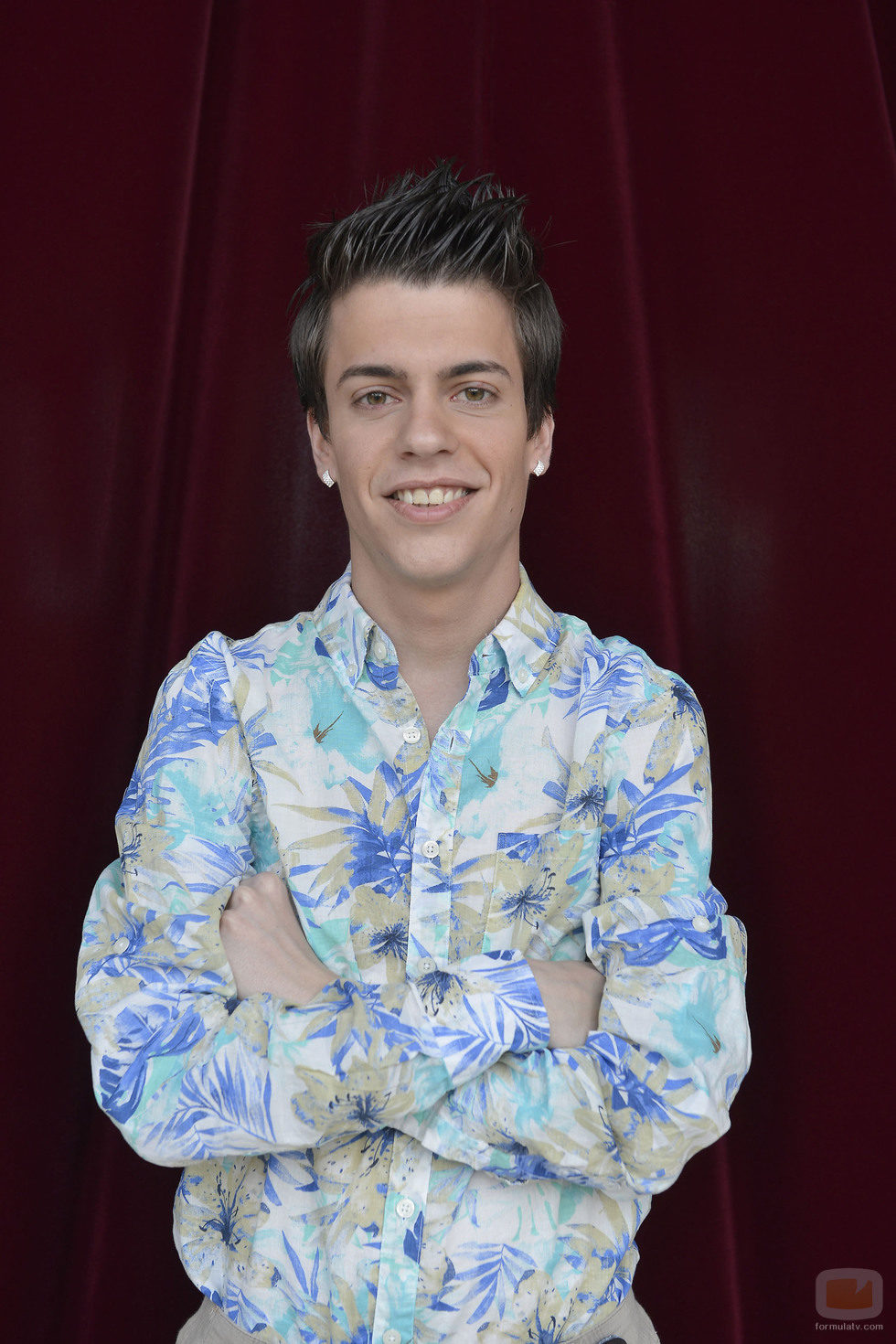 Carles Pons pertenece al grupo de nerds en 'Un príncipe para Laura'