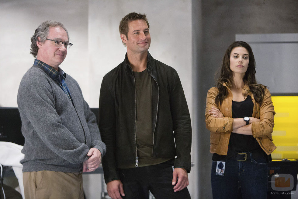 John Billingsley, Josh Holloway y Meghan Ory ('Intelligence')