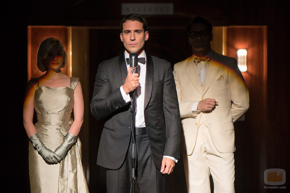 MIguel Ángel Silvestre en el capítulo "El gran día" de 'Velvet'