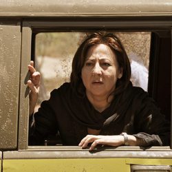 Carmen Machi buscando a su hija en 'Rescatando a Sara'