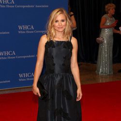 Kristen Bell acude a la Cena de Corresponsales de la Casa Blanca