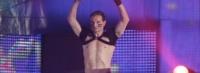 Javier Castillejo preparándose para saltar en 'Mira quién salta'