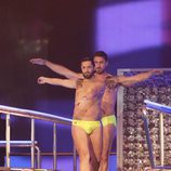 Miguel Ángel Nicolás y Rafael Amargo preparándose para saltar en 'Mira quién salta'