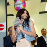 Conchita Wurst llega a Viena como ganadora de Eurovision