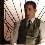 Miguel Ángel Silvestre en el capítulo "Mentiras piadosas" de 'Velvet'