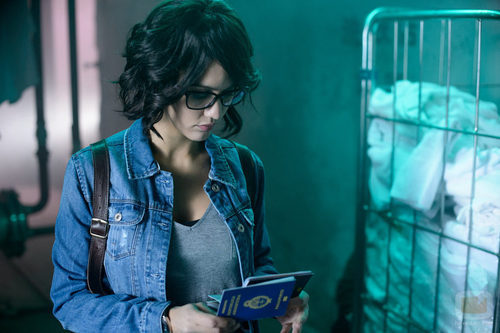 Megan Montaner es la protagonista de 'Sin identidad'