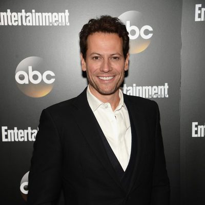 Ioan Gruffudd presenta 'Forever' en los Upfronts 2014 de ABC