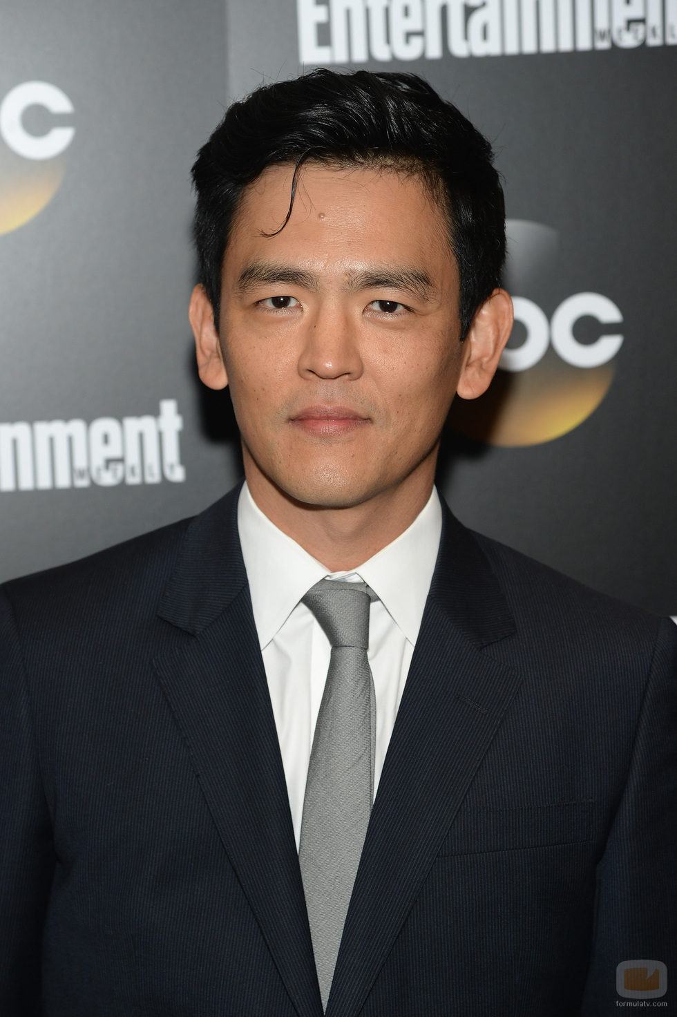 John Cho presenta 'Selfie' en los Upfronts 2014 de ABC