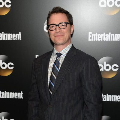 Joshua Malina ('Scandal') en los Upfronts 2014 de ABC