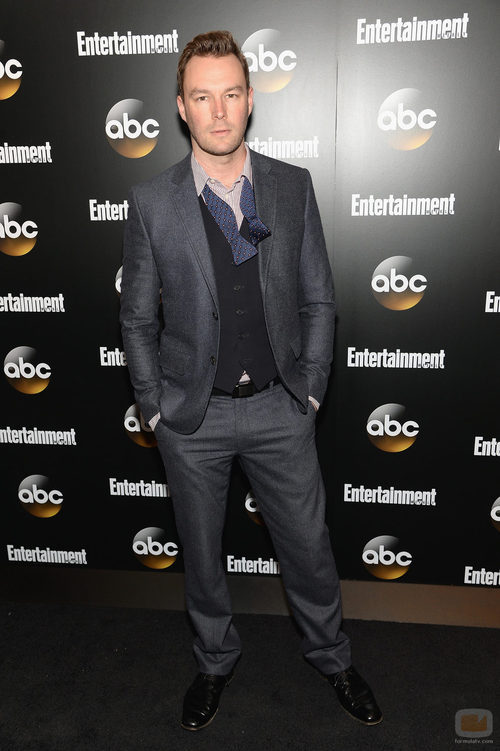 Mark Hildreth ('Resurrection') en los Upfronts 2014 de ABC