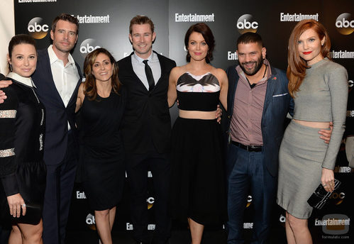 El reparto de 'Scandal' en los Upfronts 2014 de ABC