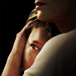 Cartel promocional de 'Resurrection'