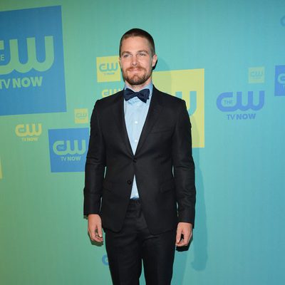 Stephen Amell ('Arrow') en los Upfronts 2014 de The CW